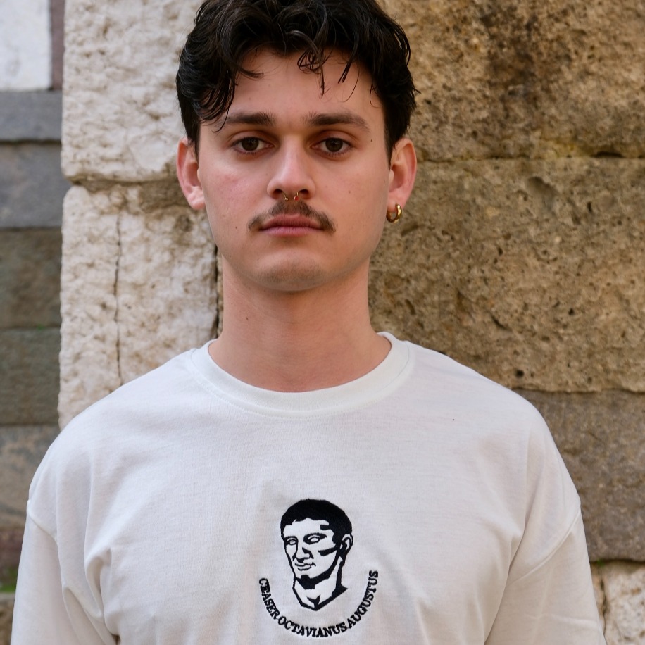 Augustus Nakışlı Oversize T-Shirt